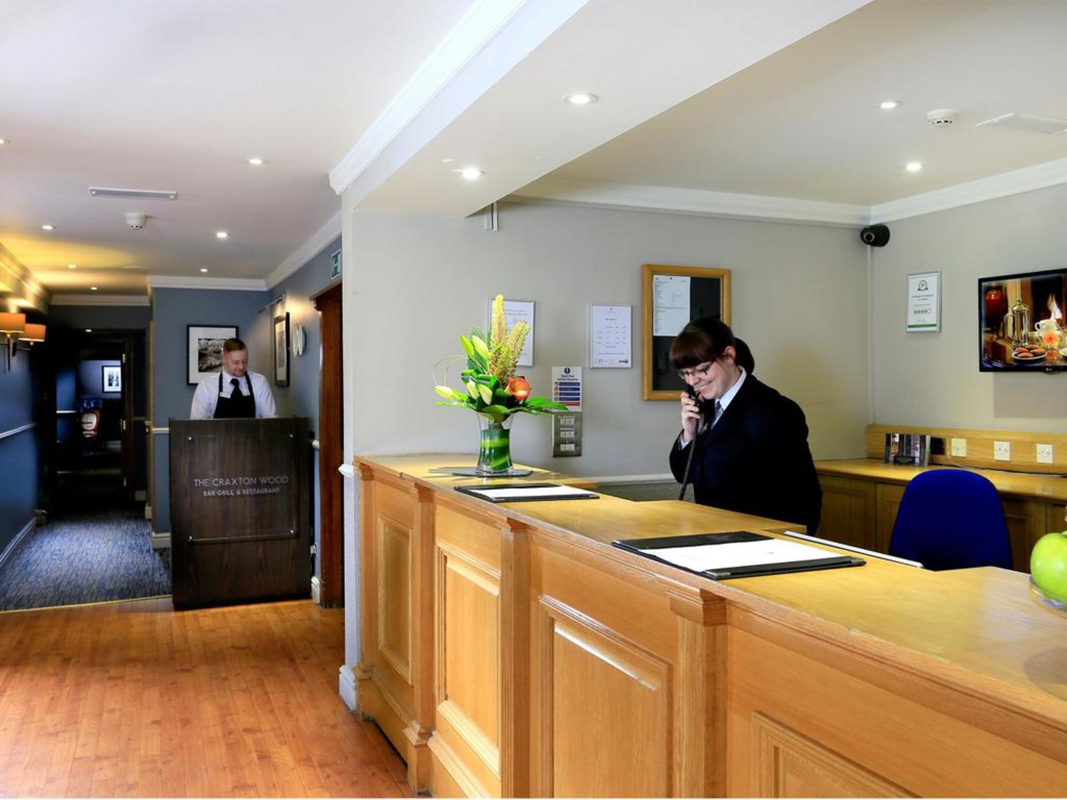 Macdonald Craxton Wood Hotel & Spa Ledsham  Eksteriør bilde