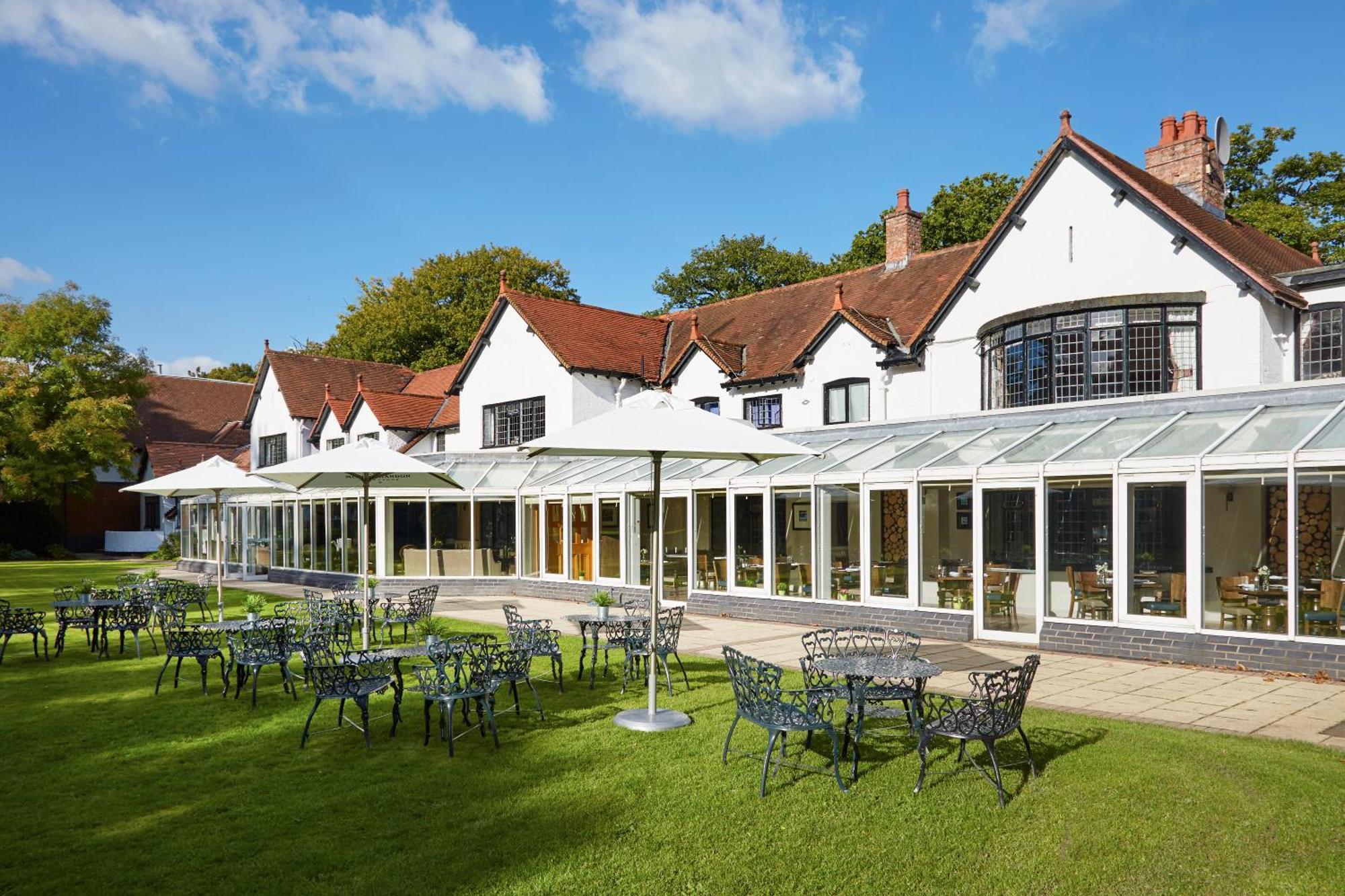 Macdonald Craxton Wood Hotel & Spa Ledsham  Eksteriør bilde
