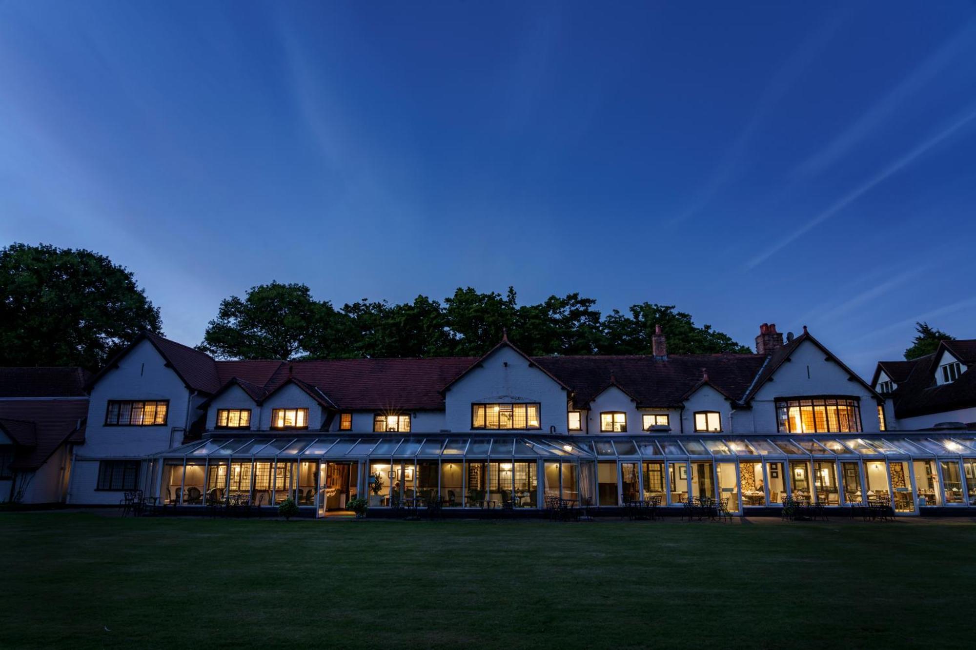 Macdonald Craxton Wood Hotel & Spa Ledsham  Eksteriør bilde
