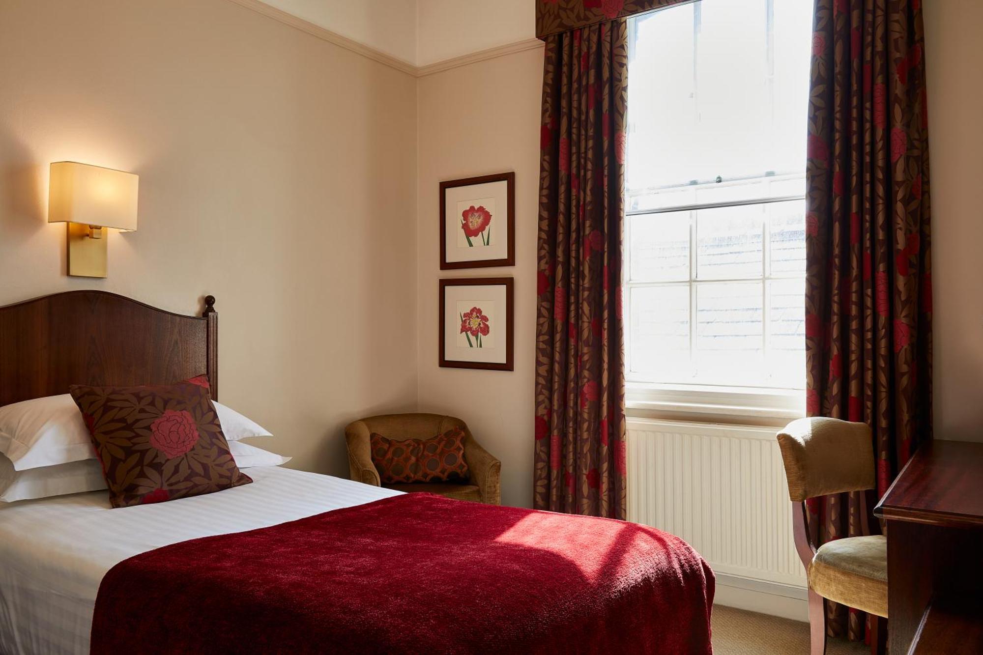 Macdonald Craxton Wood Hotel & Spa Ledsham  Eksteriør bilde
